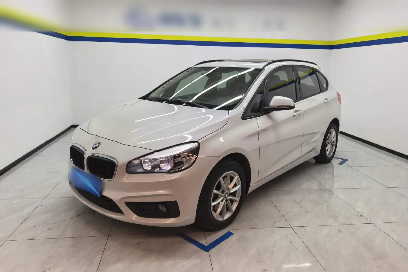 2016 BMW 2 Series Wagon 1.5T 136HP L3 6AT,autocango,china used car exporter,china ev exporter,chinese used car exporter,chinese used ev exporter