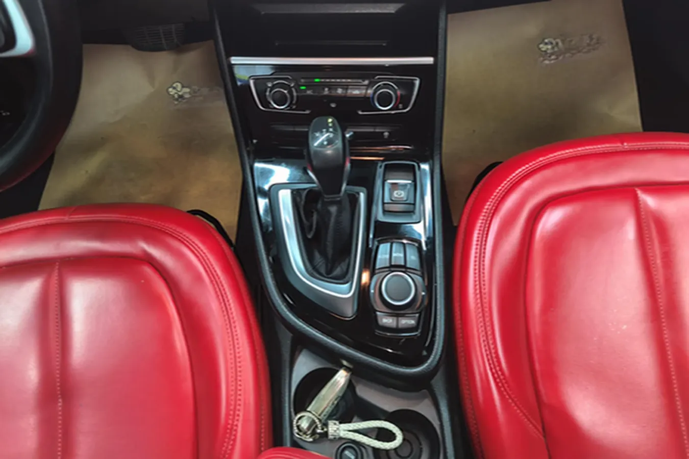 2016 BMW 2 Series Wagon 1.5T 136HP L3 6AT,autocango,china used car exporter,china ev exporter,chinese used car exporter,chinese used ev exporter