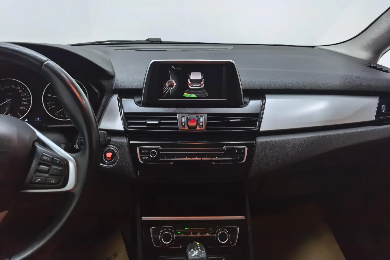 2016 BMW 2 Series Wagon 1.5T 136HP L3 6AT,autocango,china used car exporter,china ev exporter,chinese used car exporter,chinese used ev exporter