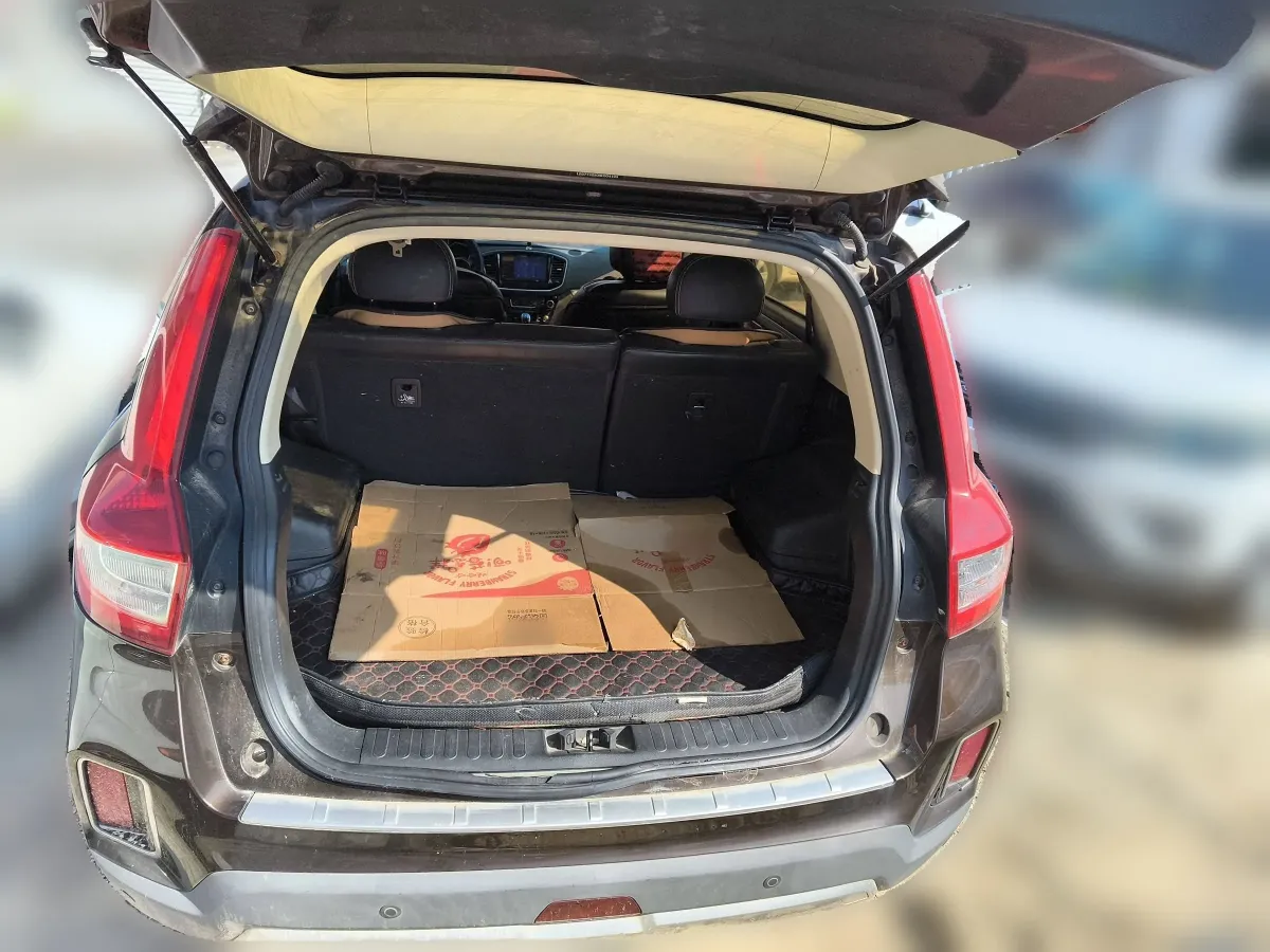 2016 Geely Vision X6 1.8L 133HP L4 5MT,autocango,china used car exporter,china ev exporter,chinese used car exporter,chinese used ev exporter