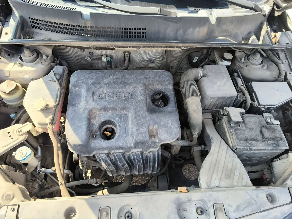 2016 Geely Vision X6 1.8L 133HP L4 5MT,autocango,china used car exporter,china ev exporter,chinese used car exporter,chinese used ev exporter