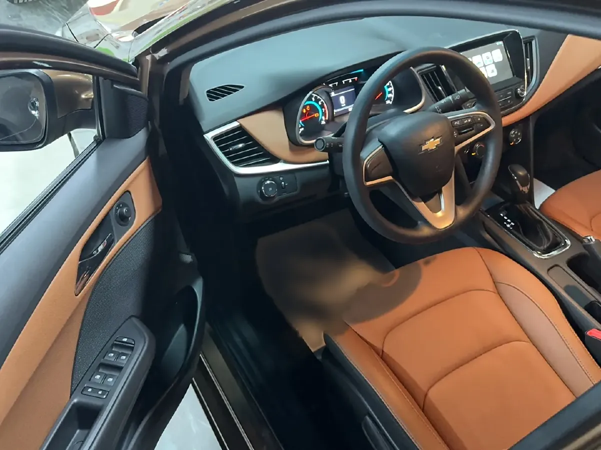 2016 Chevrolet Cavalier 1.5L 113HP L4 6AT,autocango,china used car exporter,china ev exporter,chinese used car exporter,chinese used ev exporter