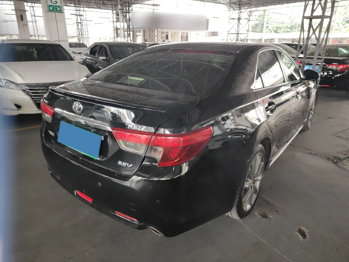 2013 Toyota Reiz 2.5L 193HP V6 6AT,autocango,china used car exporter,china ev exporter,chinese used car exporter,chinese used ev exporter