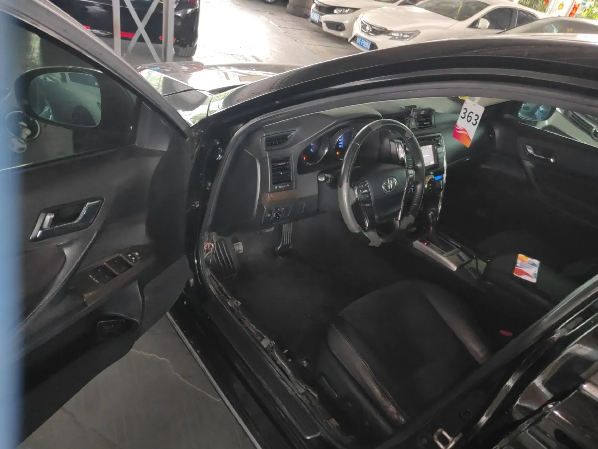 2013 Toyota Reiz 2.5L 193HP V6 6AT,autocango,china used car exporter,china ev exporter,chinese used car exporter,chinese used ev exporter