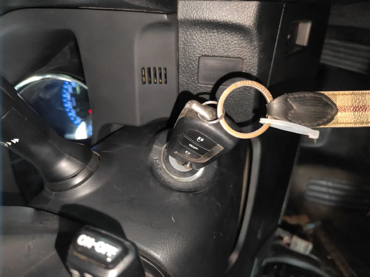 2013 Toyota Reiz 2.5L 193HP V6 6AT,autocango,china used car exporter,china ev exporter,chinese used car exporter,chinese used ev exporter