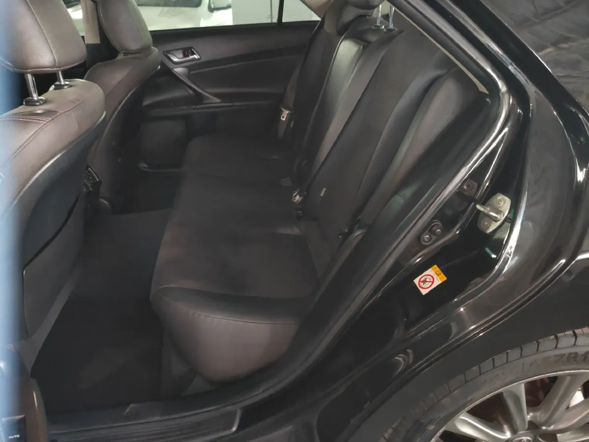 2013 Toyota Reiz 2.5L 193HP V6 6AT,autocango,china used car exporter,china ev exporter,chinese used car exporter,chinese used ev exporter