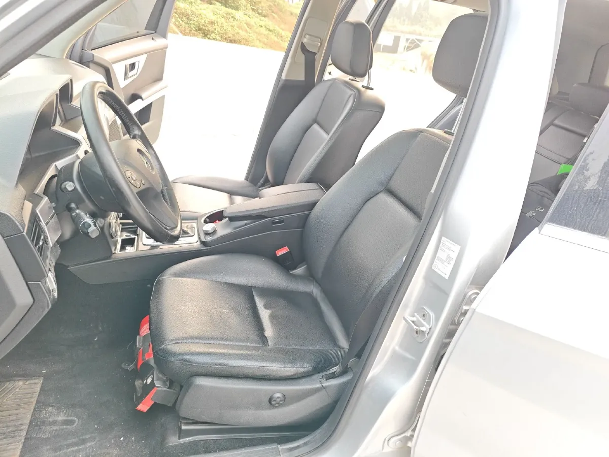 2012 Mercedes-Benz GLK Class 3.0L 245HP V6 7AT,autocango,china used car exporter,china ev exporter,chinese used car exporter,chinese used ev exporter