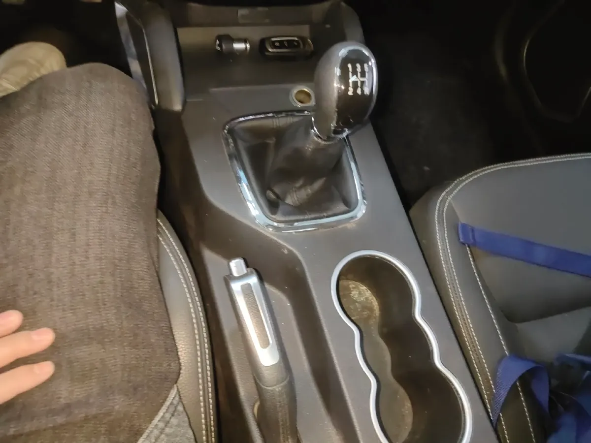 2016 Geely Vision X6 1.8L 133HP L4 5MT,autocango,china used car exporter,china ev exporter,chinese used car exporter,chinese used ev exporter