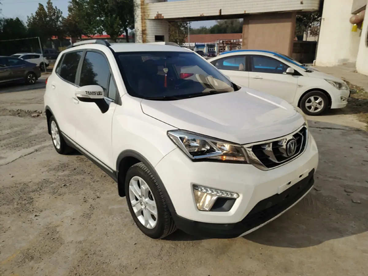 2016 ChangAn CS15 1.5L 107HP L4 5MT,autocango,china used car exporter,china ev exporter,chinese used car exporter,chinese used ev exporter