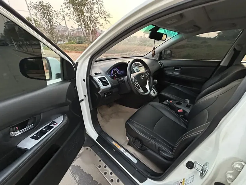 2013 BYD S6 2.4L 160HP L4 4AT,autocango,china used car exporter,china ev exporter,chinese used car exporter,chinese used ev exporter