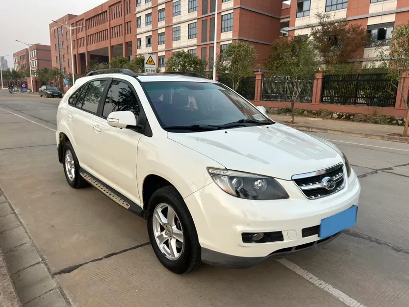2013 BYD S6 2.4L 160HP L4 4AT,autocango,china used car exporter,china ev exporter,chinese used car exporter,chinese used ev exporter