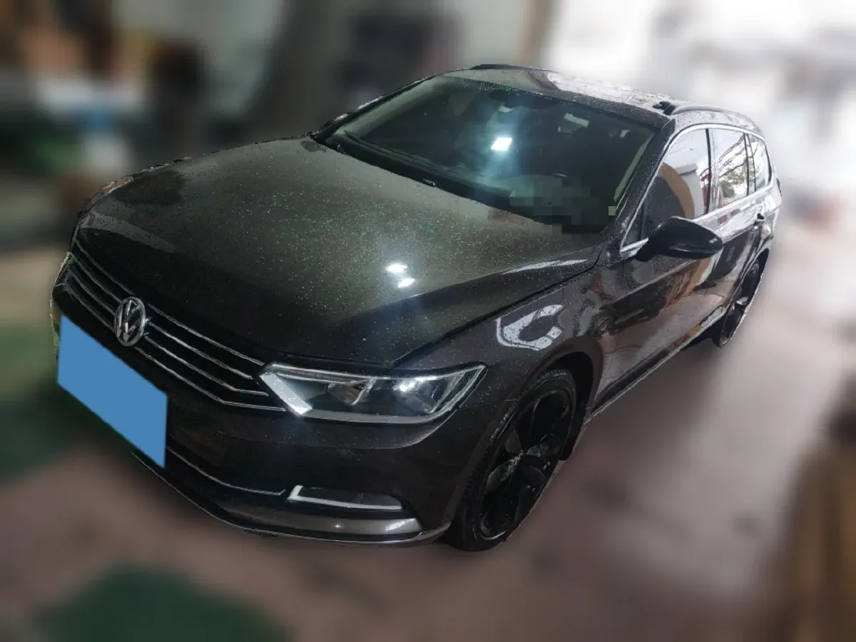 2018 Volkswagen Alltrack 2.0T 220HP L4 6DCT,autocango,china used car exporter,china ev exporter,chinese used car exporter,chinese used ev exporter