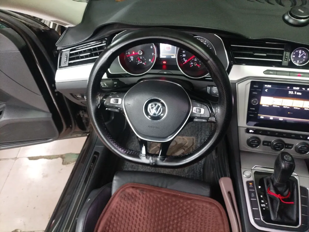 2018 Volkswagen Alltrack 2.0T 220HP L4 6DCT,autocango,china used car exporter,china ev exporter,chinese used car exporter,chinese used ev exporter