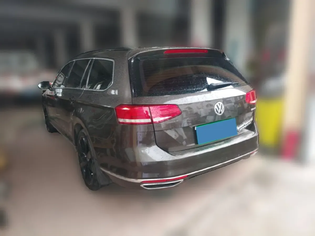 2018 Volkswagen Alltrack 2.0T 220HP L4 6DCT,autocango,china used car exporter,china ev exporter,chinese used car exporter,chinese used ev exporter