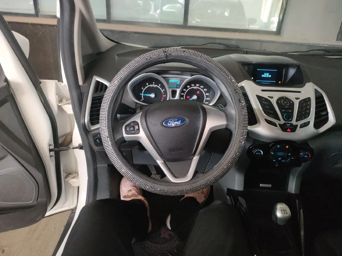 2013 Ford EcoSport 1.5L 110HP L4 5MT,autocango,china used car exporter,china ev exporter,chinese used car exporter,chinese used ev exporter