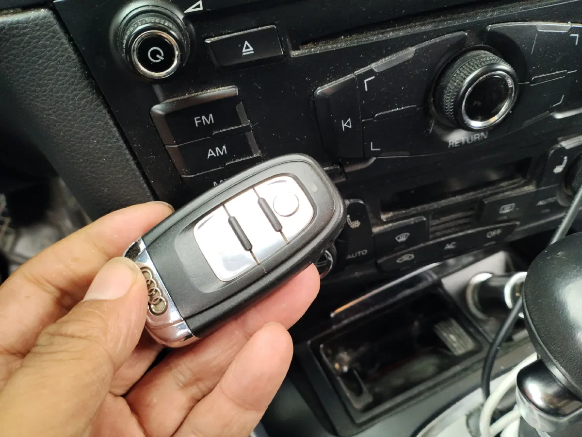 2010 Audi Q5 2.0T 211HP L4 7DCT,autocango,china used car exporter,china ev exporter,chinese used car exporter,chinese used ev exporter