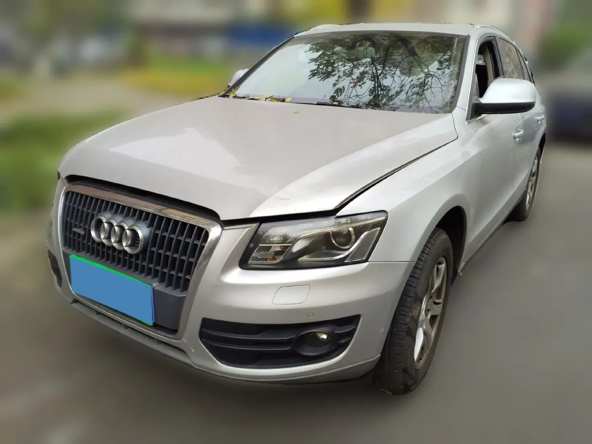 2010 Audi Q5 2.0T 211HP L4 7DCT,autocango,china used car exporter,china ev exporter,chinese used car exporter,chinese used ev exporter