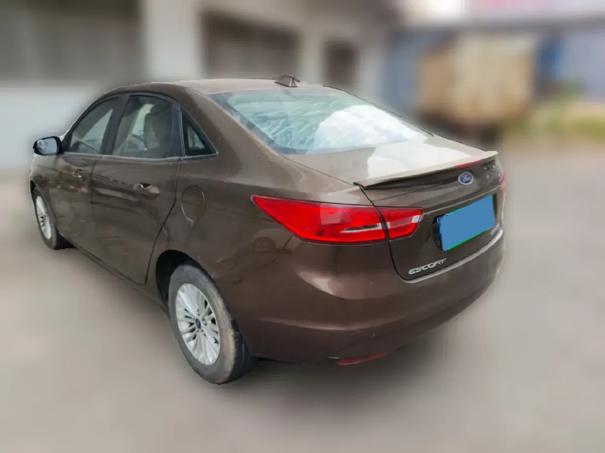 2017 Ford Escort 1.5L 113HP L4 6AT,autocango,china used car exporter,china ev exporter,chinese used car exporter,chinese used ev exporter