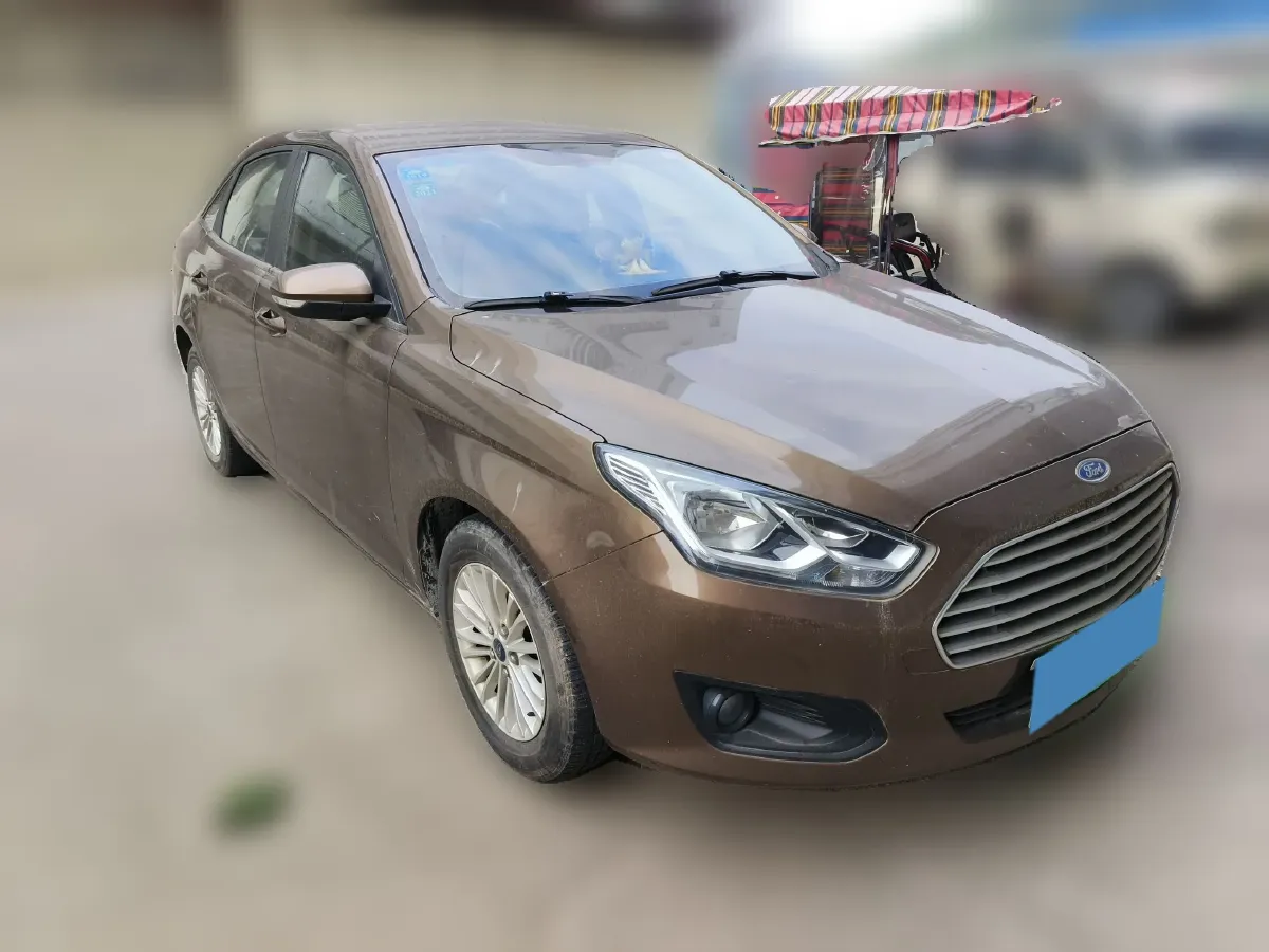 2017 Ford Escort 1.5L 113HP L4 6AT,autocango,china used car exporter,china ev exporter,chinese used car exporter,chinese used ev exporter