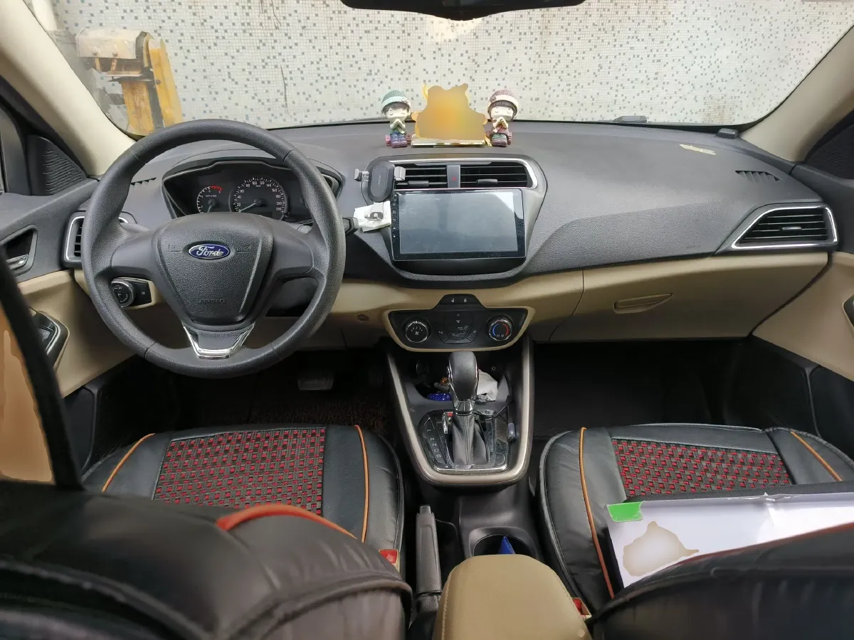 2017 Ford Escort 1.5L 113HP L4 6AT,autocango,china used car exporter,china ev exporter,chinese used car exporter,chinese used ev exporter