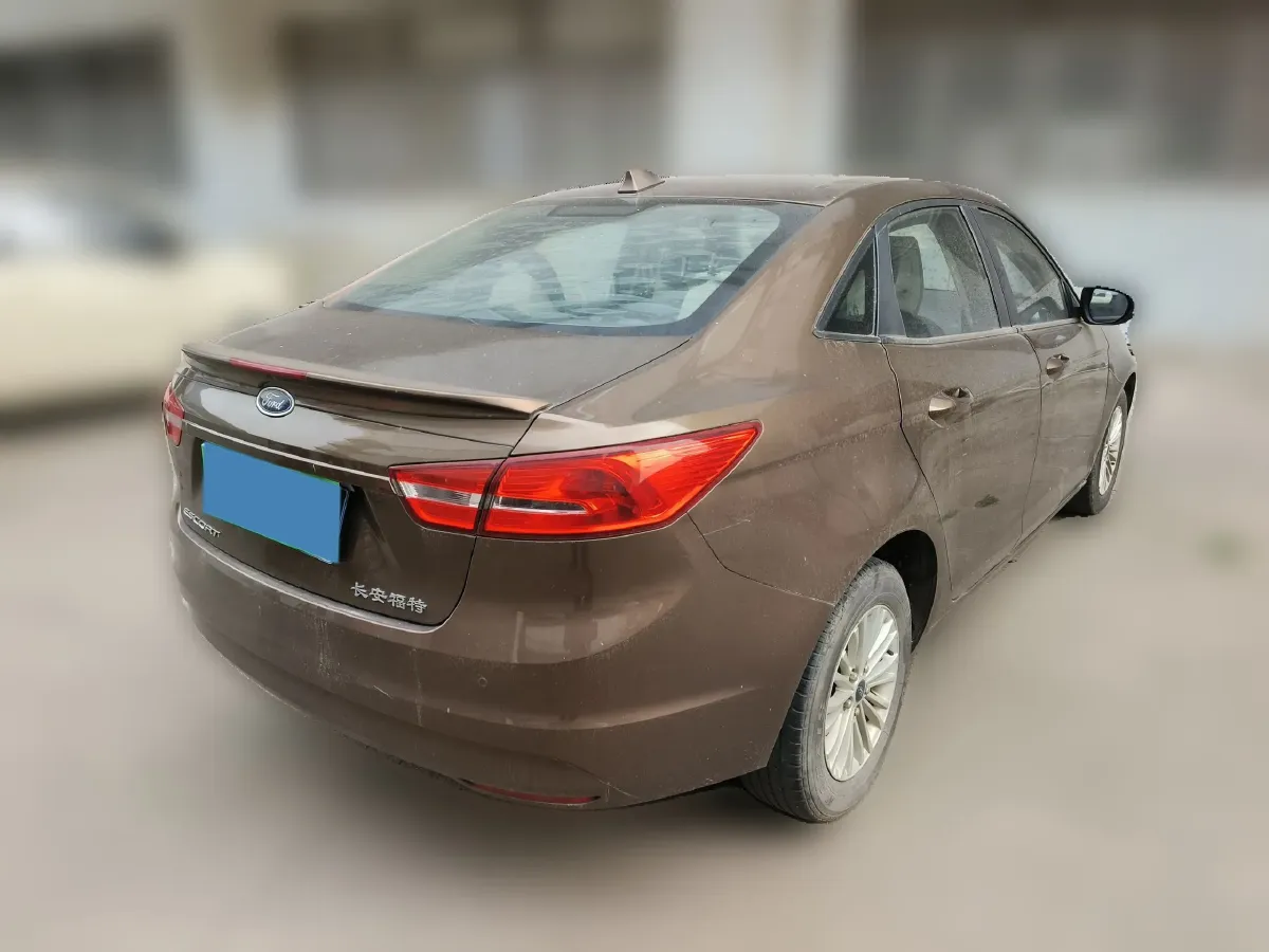 2017 Ford Escort 1.5L 113HP L4 6AT,autocango,china used car exporter,china ev exporter,chinese used car exporter,chinese used ev exporter