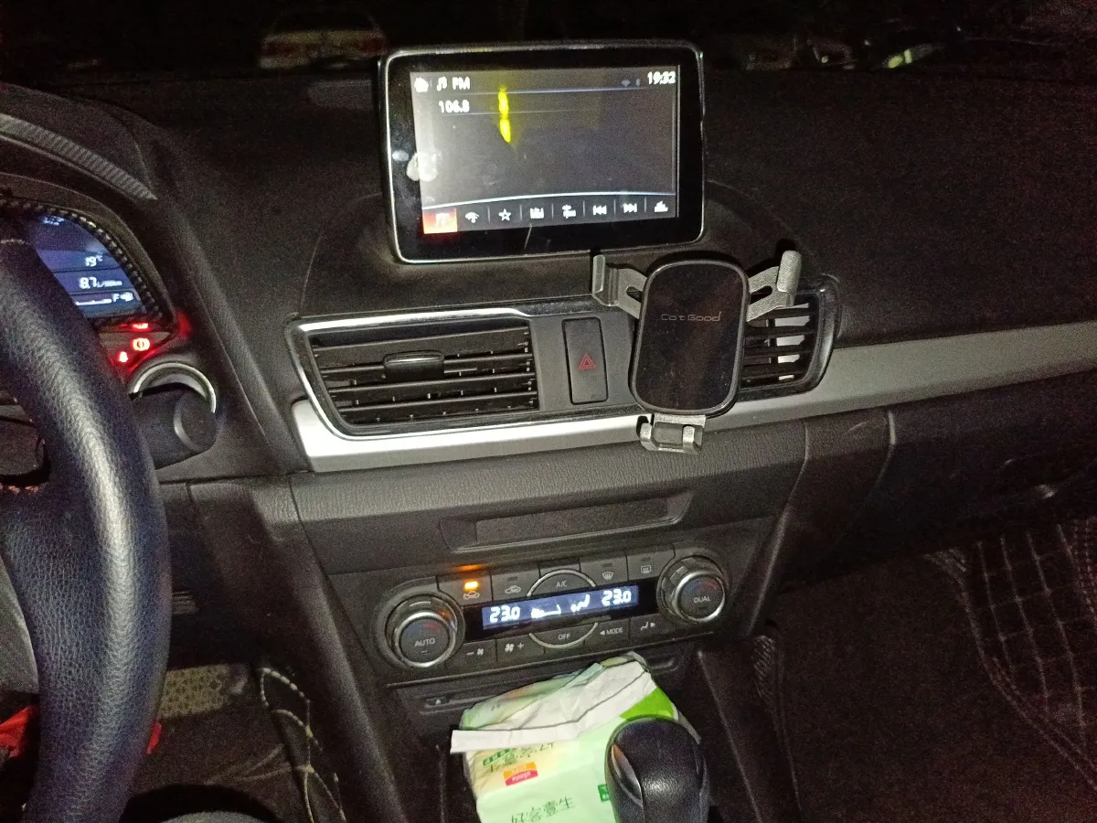 2016 Mazda 3 Axela 1.5L 117HP L4 6AT,autocango,china used car exporter,china ev exporter,chinese used car exporter,chinese used ev exporter