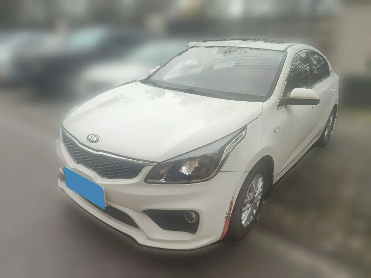 2017 Kia K2 1.4L 100HP L4 6MT