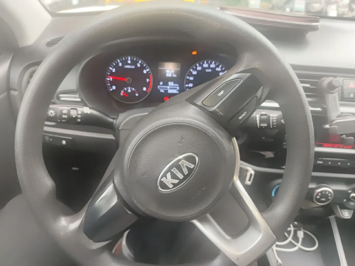 2017 Kia K2 1.4L 100HP L4 6MT,autocango,china used car exporter,china ev exporter,chinese used car exporter,chinese used ev exporter