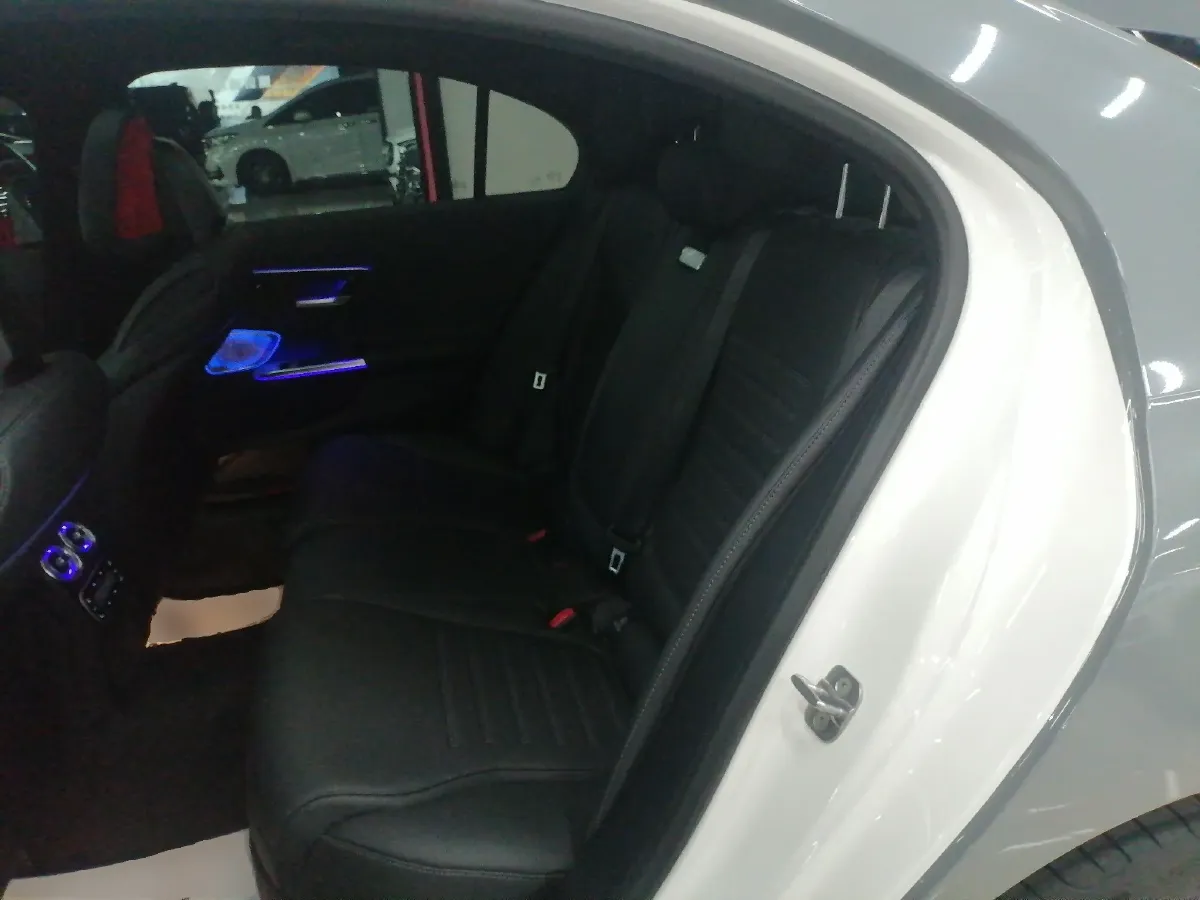 2024 Mercedes-Benz C Class 1.5T 204HP L4 9AT,autocango,china used car exporter,china ev exporter,chinese used car exporter,chinese used ev exporter