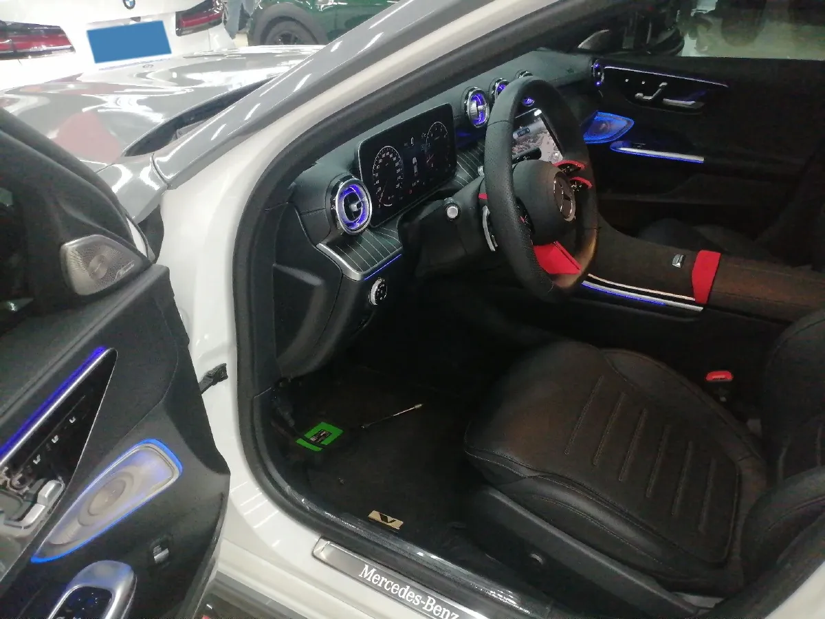 2024 Mercedes-Benz C Class 1.5T 204HP L4 9AT,autocango,china used car exporter,china ev exporter,chinese used car exporter,chinese used ev exporter