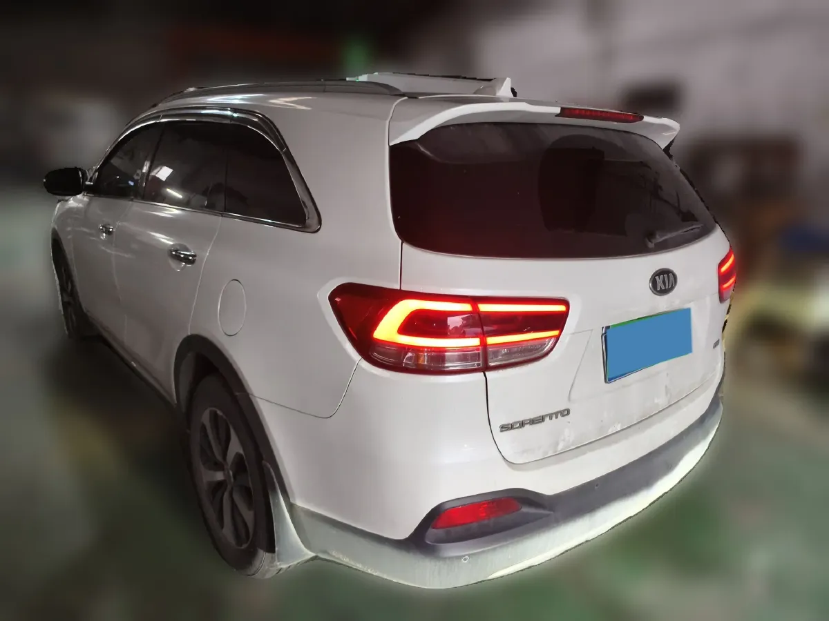 2015 Kia Sorento 2.2T 200HP L4 6AT,autocango,china used car exporter,china ev exporter,chinese used car exporter,chinese used ev exporter