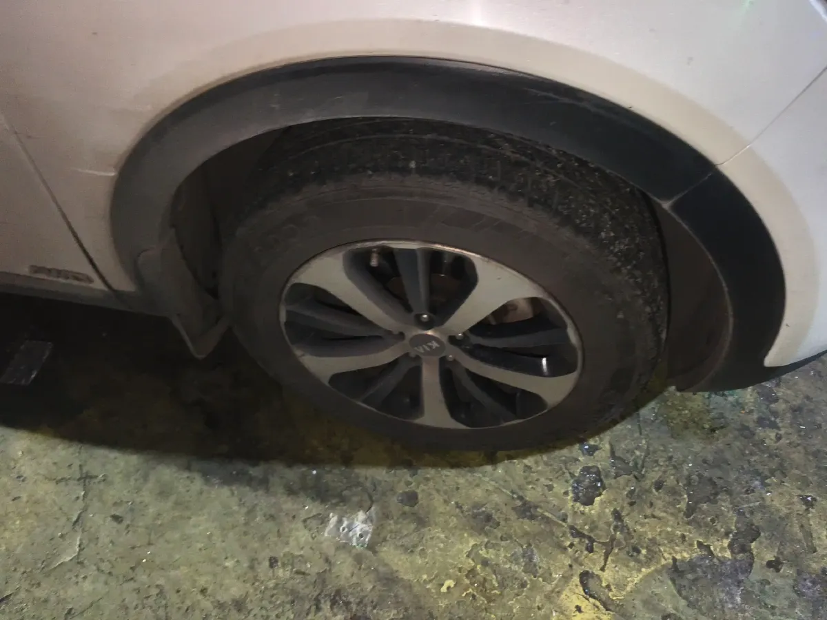 2015 Kia Sorento 2.2T 200HP L4 6AT,autocango,china used car exporter,china ev exporter,chinese used car exporter,chinese used ev exporter