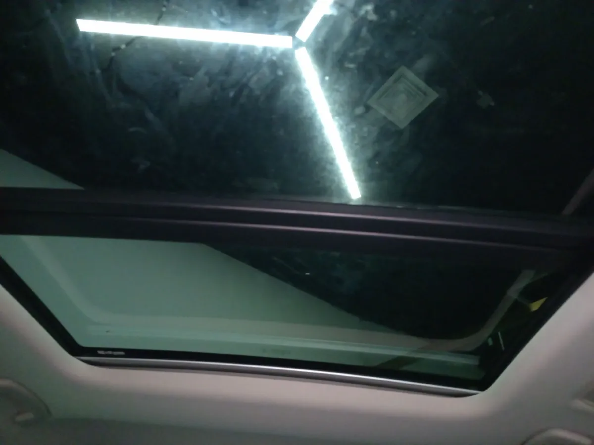 2018 Volkswagen Phideon 2.0T 224HP L4 7DCT,autocango,china used car exporter,china ev exporter,chinese used car exporter,chinese used ev exporter