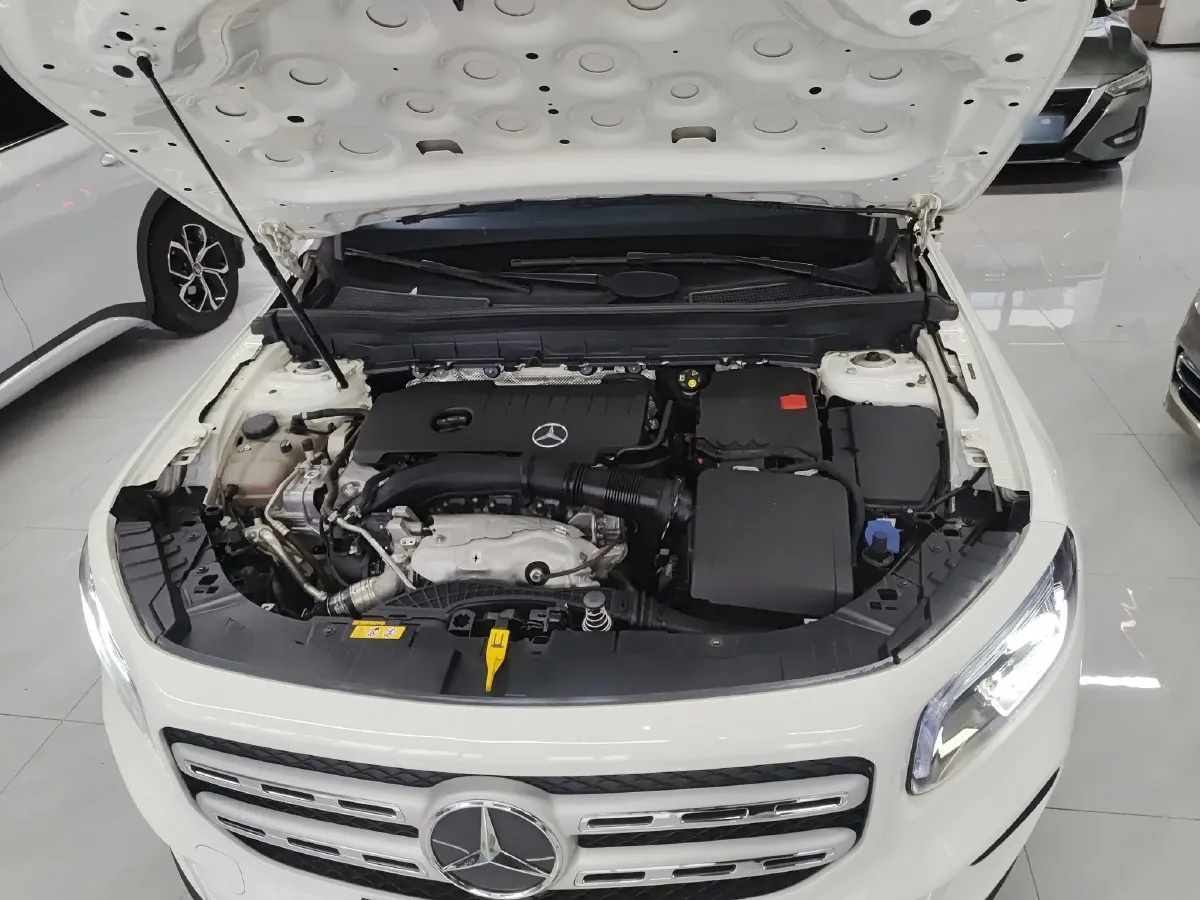 2022 Mercedes-Benz GLB Class 2.0T 190HP L4 8DCT,autocango,china used car exporter,china ev exporter,chinese used car exporter,chinese used ev exporter