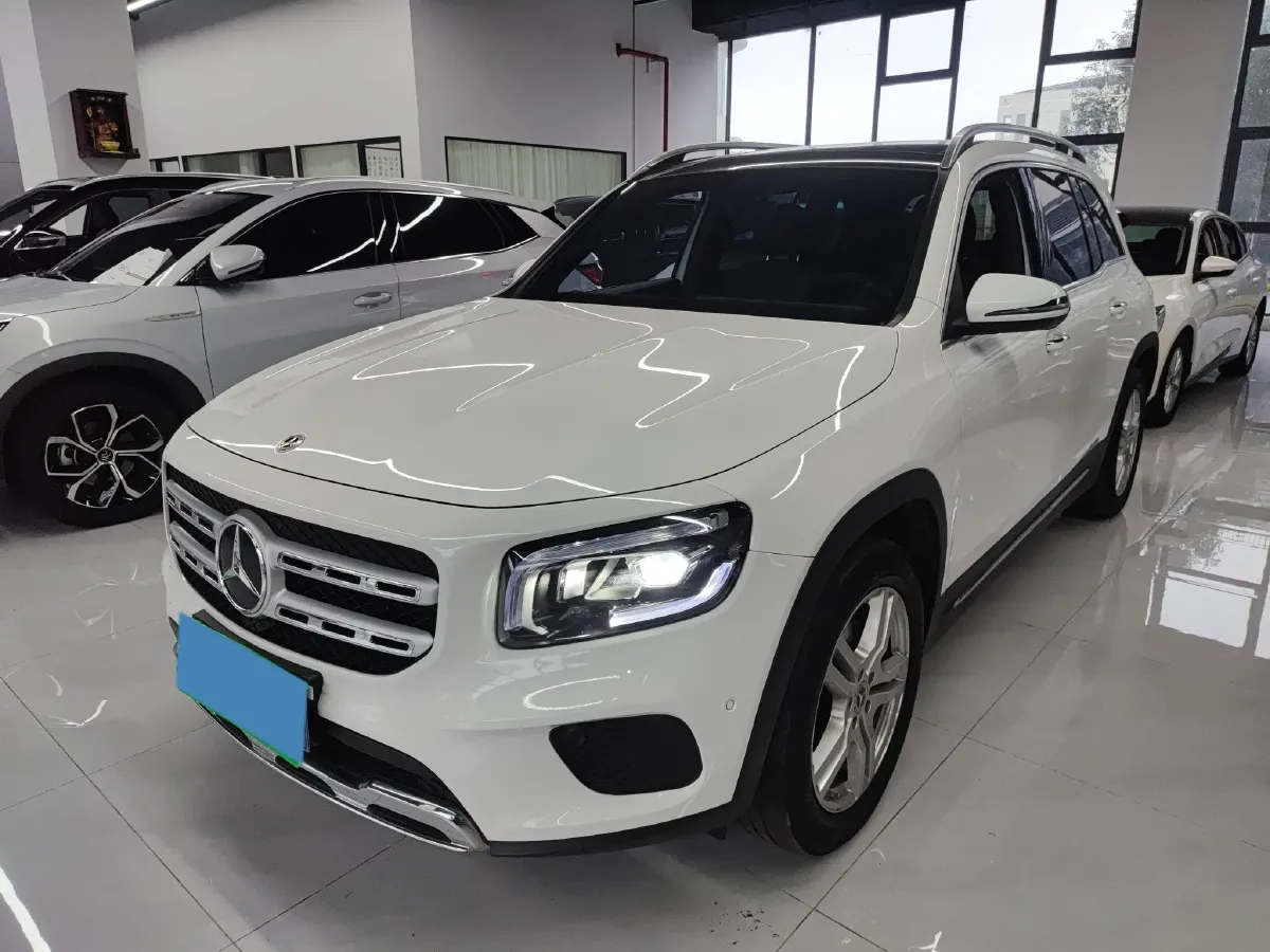 2022 Mercedes-Benz GLB Class 2.0T 190HP L4 8DCT,autocango,china used car exporter,china ev exporter,chinese used car exporter,chinese used ev exporter