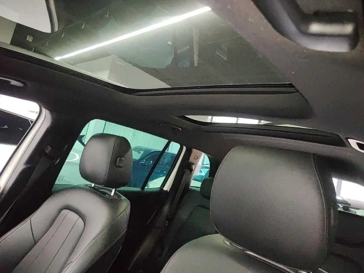 2022 Mercedes-Benz GLB Class 2.0T 190HP L4 8DCT,autocango,china used car exporter,china ev exporter,chinese used car exporter,chinese used ev exporter