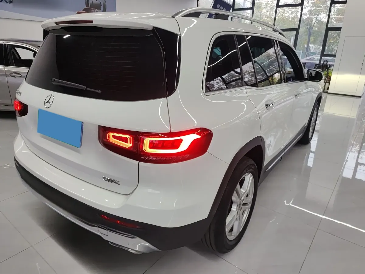 2022 Mercedes-Benz GLB Class 2.0T 190HP L4 8DCT,autocango,china used car exporter,china ev exporter,chinese used car exporter,chinese used ev exporter