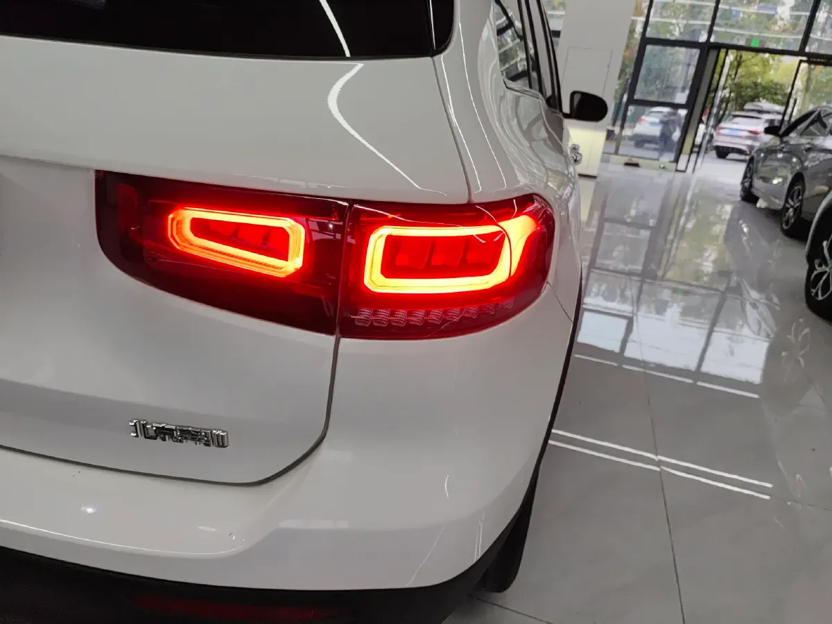 2022 Mercedes-Benz GLB Class 2.0T 190HP L4 8DCT,autocango,china used car exporter,china ev exporter,chinese used car exporter,chinese used ev exporter