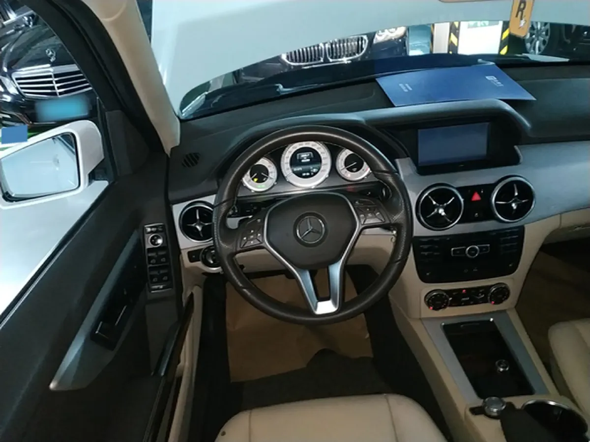 2013 Mercedes-Benz GLK Class 3.0L 245HP V6 7AT,autocango,china used car exporter,china ev exporter,chinese used car exporter,chinese used ev exporter