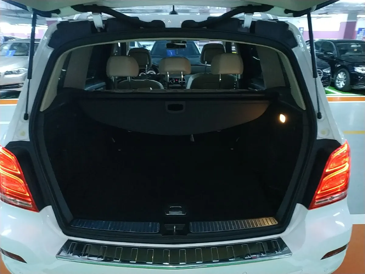 2013 Mercedes-Benz GLK Class 3.0L 245HP V6 7AT,autocango,china used car exporter,china ev exporter,chinese used car exporter,chinese used ev exporter