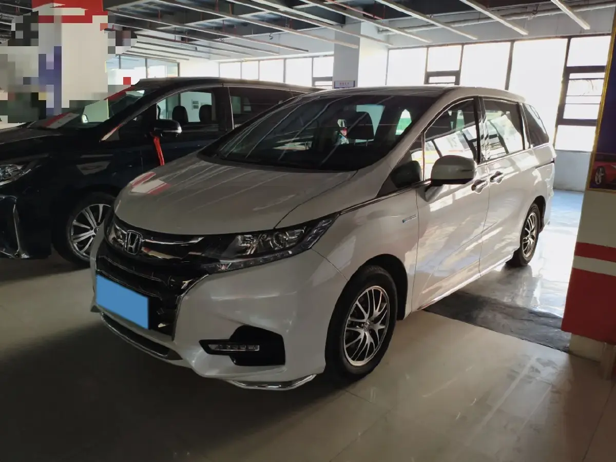 2021 Honda Odyssey 2.0L 146HP L4 E-CVT Hybrid