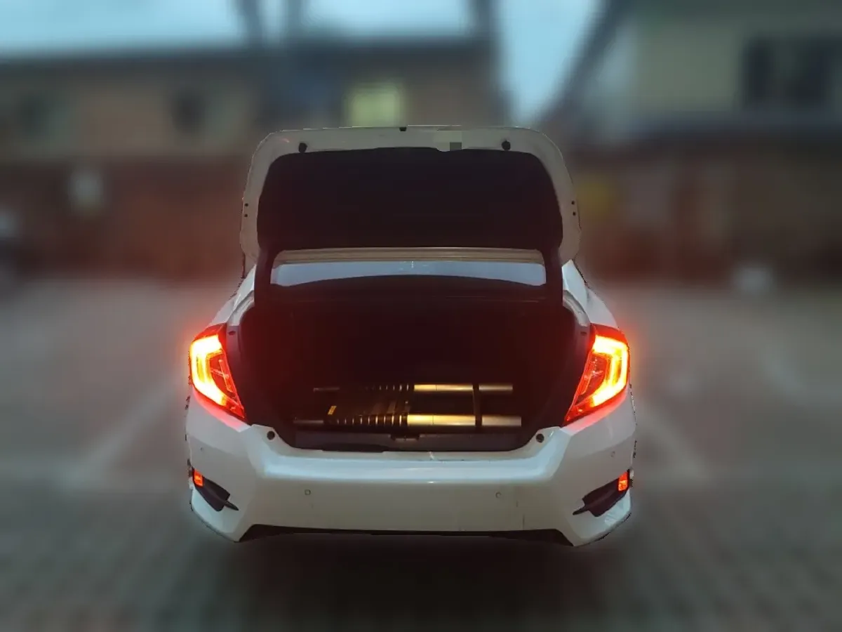 2016 Honda Civic 1.5T 177HP L4 CVT,autocango,china used car exporter,china ev exporter,chinese used car exporter,chinese used ev exporter