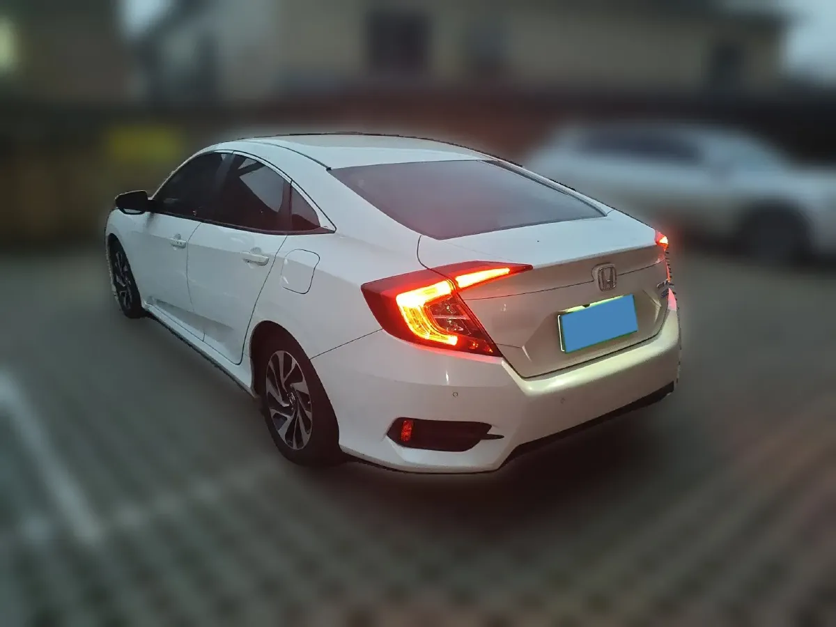 2016 Honda Civic 1.5T 177HP L4 CVT,autocango,china used car exporter,china ev exporter,chinese used car exporter,chinese used ev exporter