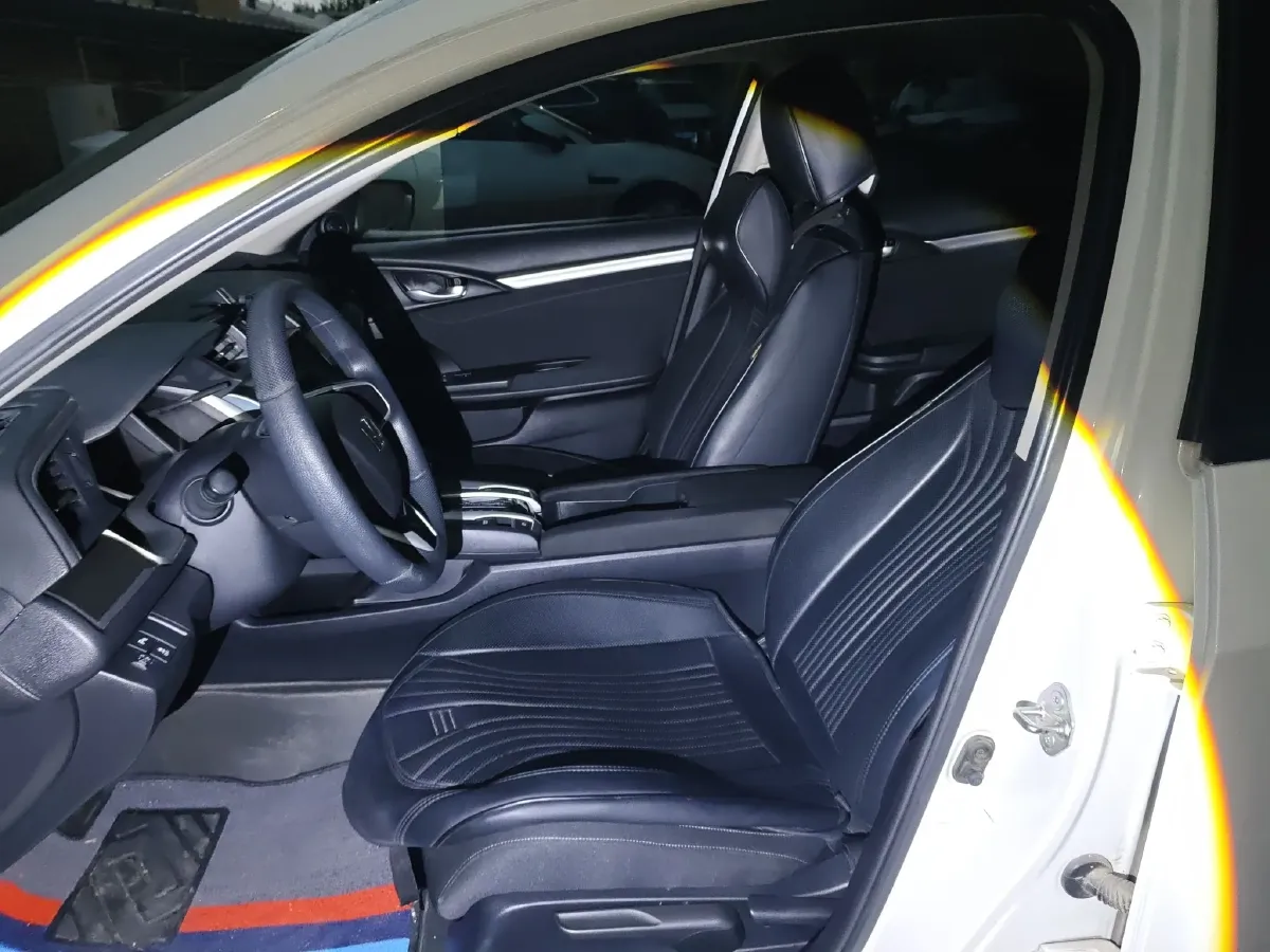 2016 Honda Civic 1.5T 177HP L4 CVT,autocango,china used car exporter,china ev exporter,chinese used car exporter,chinese used ev exporter