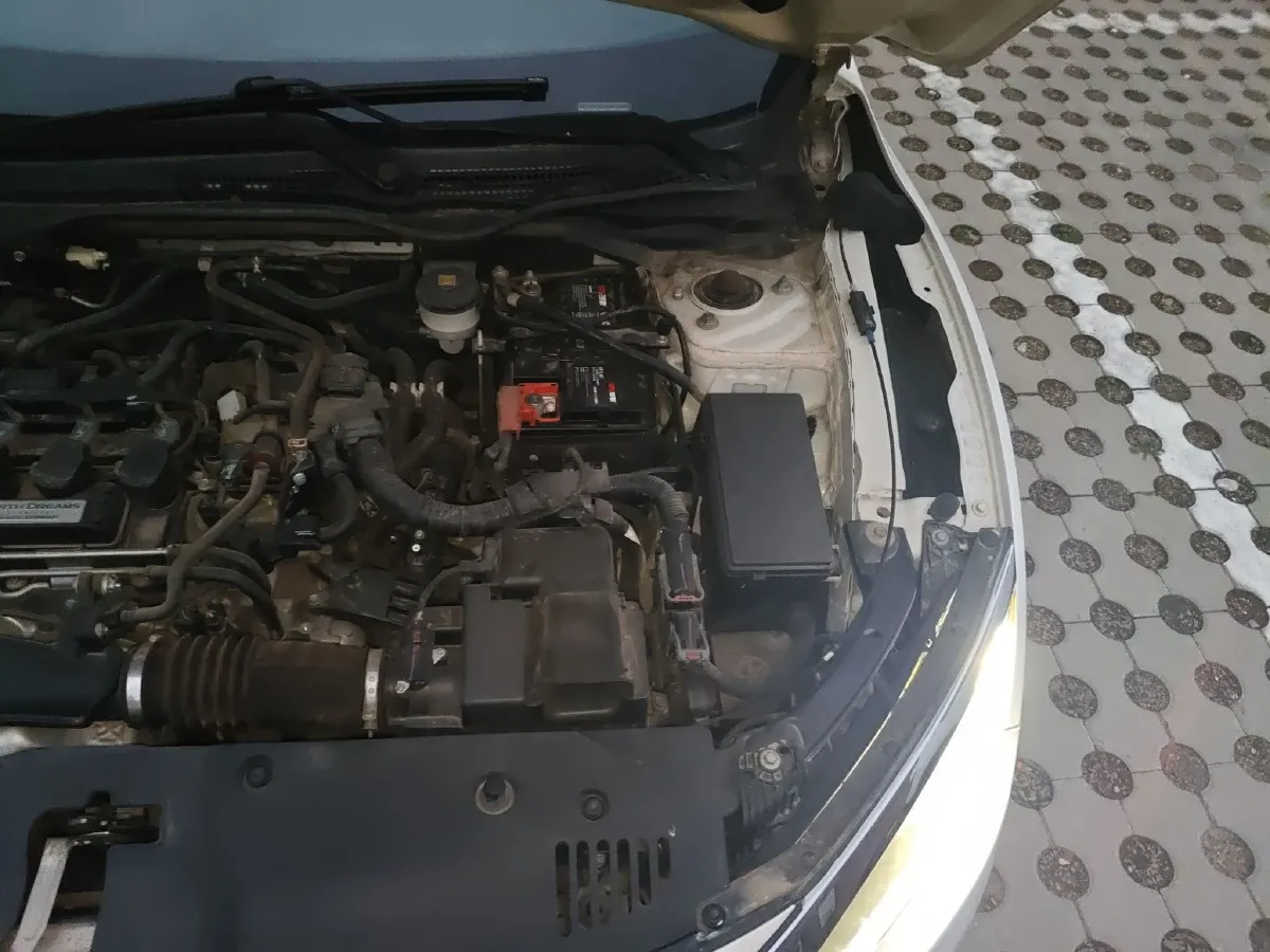 2016 Honda Civic 1.5T 177HP L4 CVT,autocango,china used car exporter,china ev exporter,chinese used car exporter,chinese used ev exporter