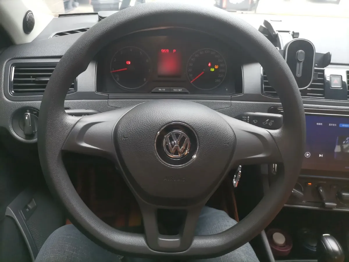 2021 Volkswagen Santana 1.5L 112HP L4 6AT,autocango,china used car exporter,china ev exporter,chinese used car exporter,chinese used ev exporter