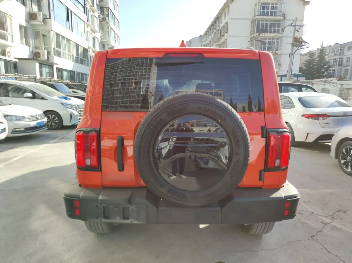 2024 Tank 300 2.0T 227HP L4 8AT,autocango,china used car exporter,china ev exporter,chinese used car exporter,chinese used ev exporter