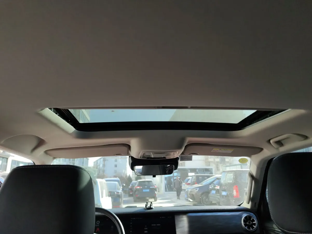 2024 Tank 300 2.0T 227HP L4 8AT,autocango,china used car exporter,china ev exporter,chinese used car exporter,chinese used ev exporter