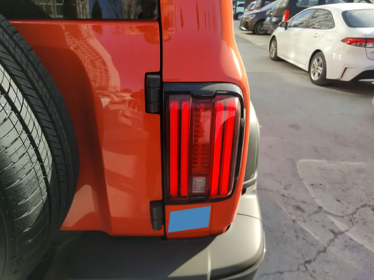 2024 Tank 300 2.0T 227HP L4 8AT,autocango,china used car exporter,china ev exporter,chinese used car exporter,chinese used ev exporter