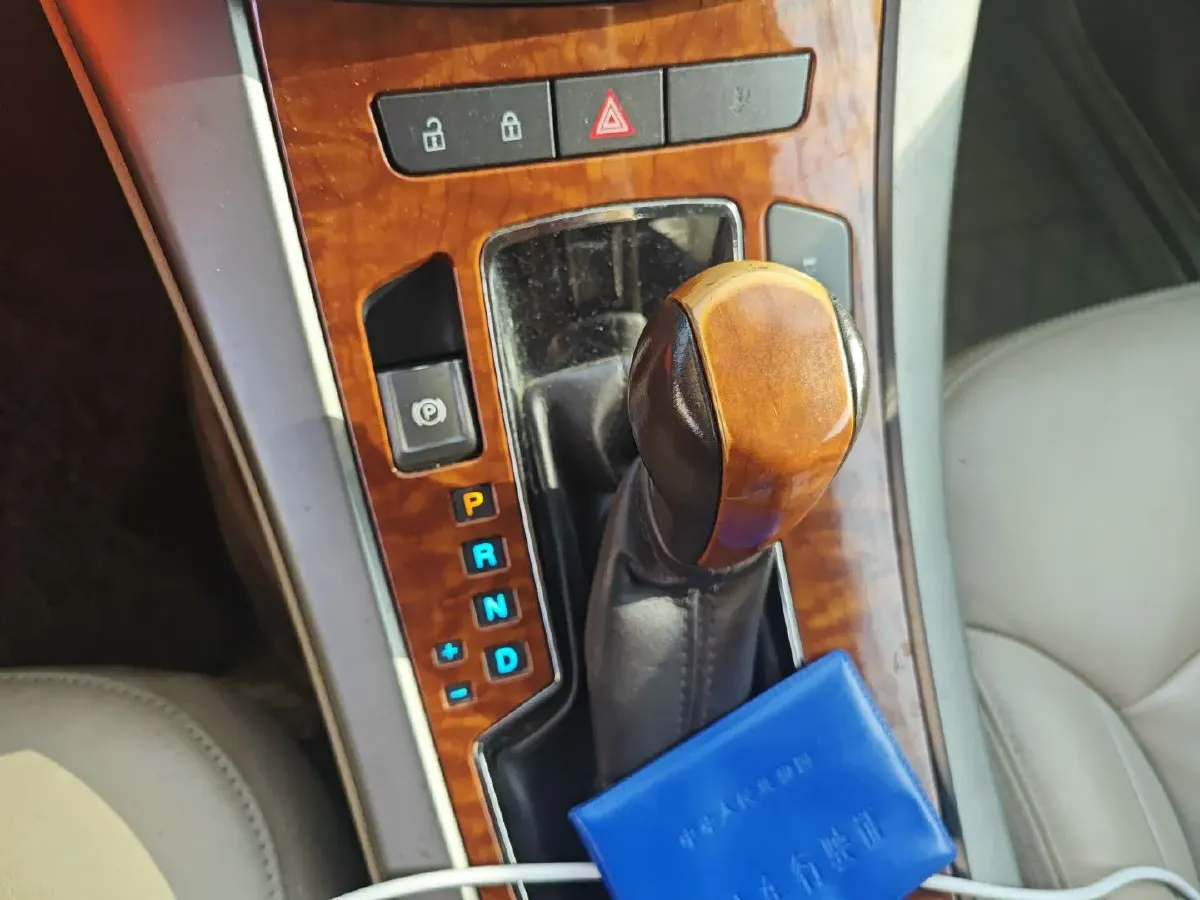 2012 Ford Mondeo 2.0T 240HP L4 6DCT,autocango,china used car exporter,china ev exporter,chinese used car exporter,chinese used ev exporter